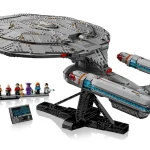 10356-Star-Trek-USS-Enterprise-NCC-1701-D