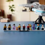 10356-Star-Trek-USS-Enterprise-NCC-1701-D
