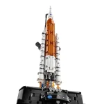 La fusee SLS NASA Artemis - 42221