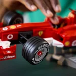 Ferrari F2004 et Michael Schumacher - 11375