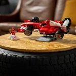 Ferrari F2004 et Michael Schumacher - 11375