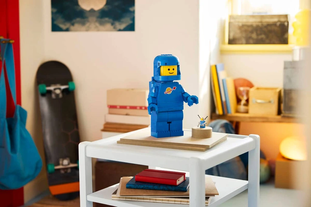 LEGO Minifigures Minifigurine d’astronaute bleu grand format - 40921