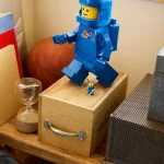 LEGO Minifigures Minifigurine d’astronaute bleu grand format - 40921