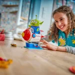 Alien et la fusée Pizza Planet 43307 LEGO Disney Pixar