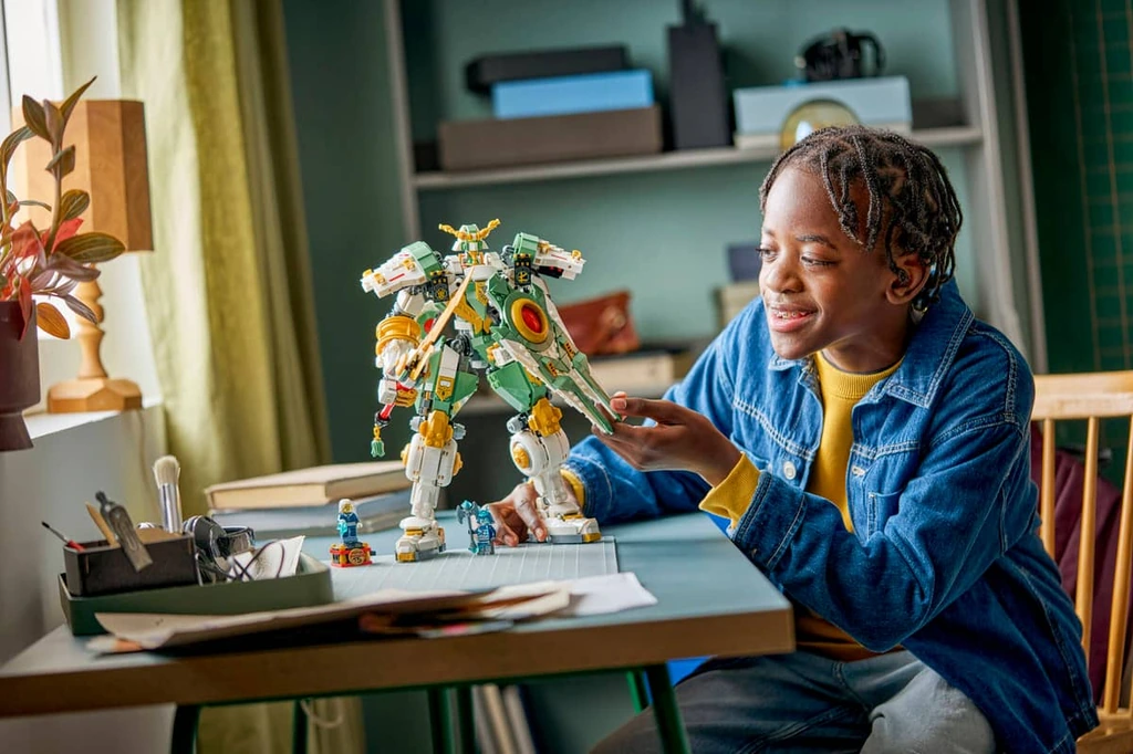 15e anniversaire : le robot Titan de Lloyd 71860 LEGO Ninjago