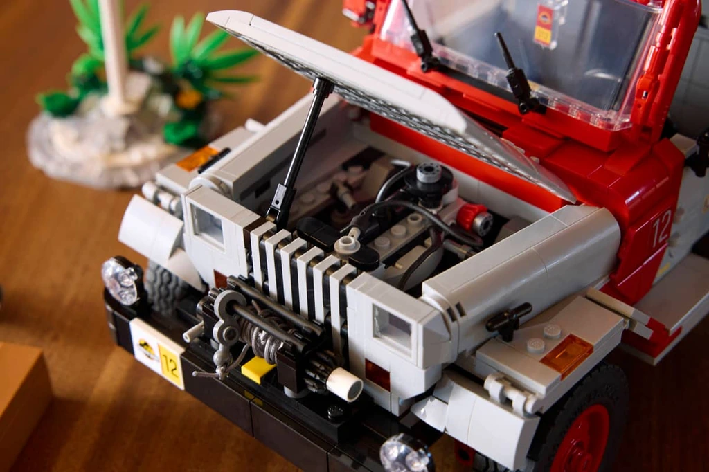 Jurassic Park Jeep® Wrangler 77984 LEGO Jurassic World