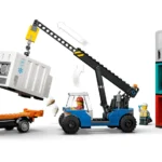 Le train de marchandises du port avec grue et camion - image 7