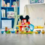 La maison de Mickey Mouse avec Minnie et Pluto - image 8
