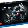 BMW M 1000 RR - image 2
