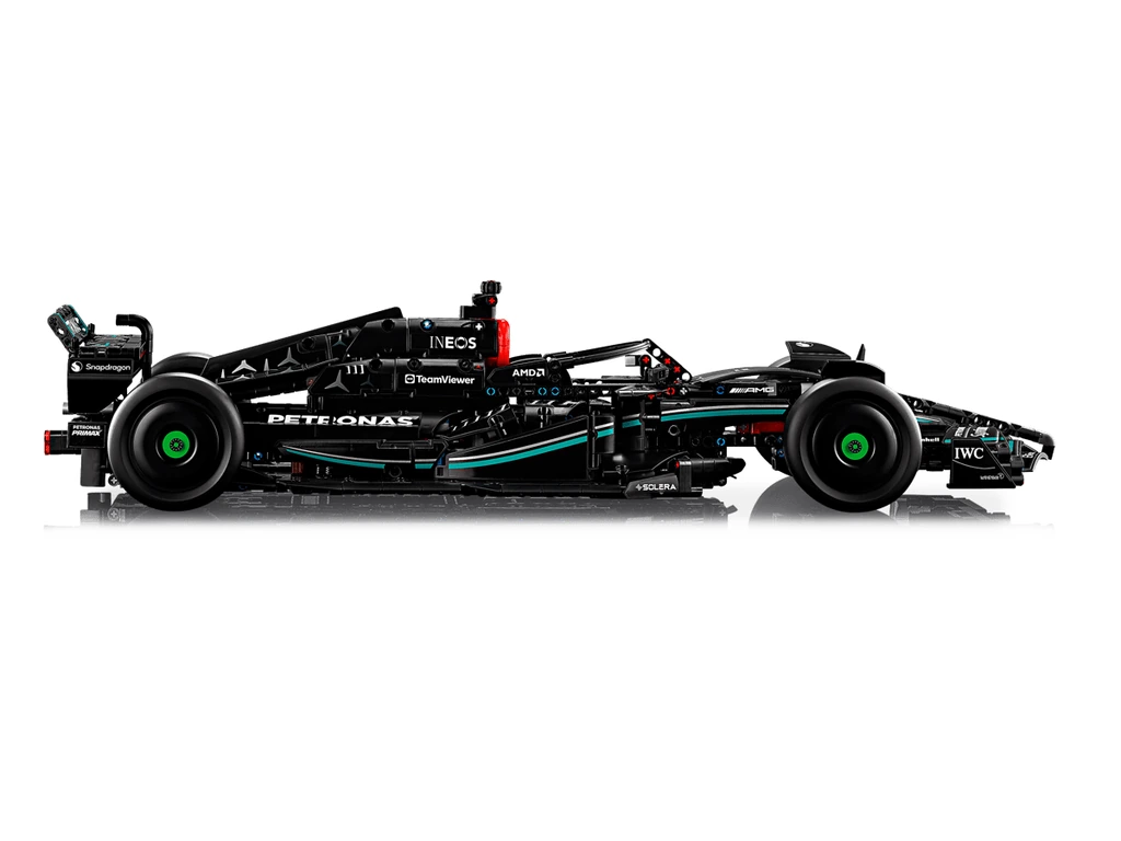 Mercedes-AMG F1 W14 E Performance - image 3