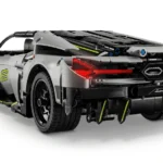 Supercar Lamborghini Revuelto - image 4
