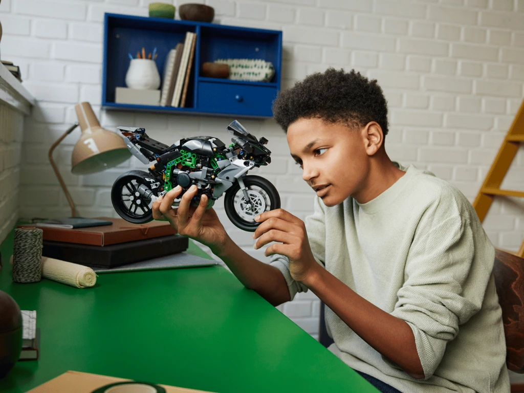 La moto Kawasaki Ninja H2R - image 6