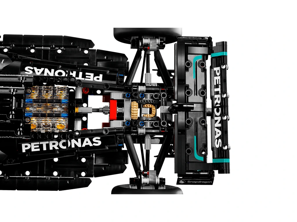 Mercedes-AMG F1 W14 E Performance - image 6