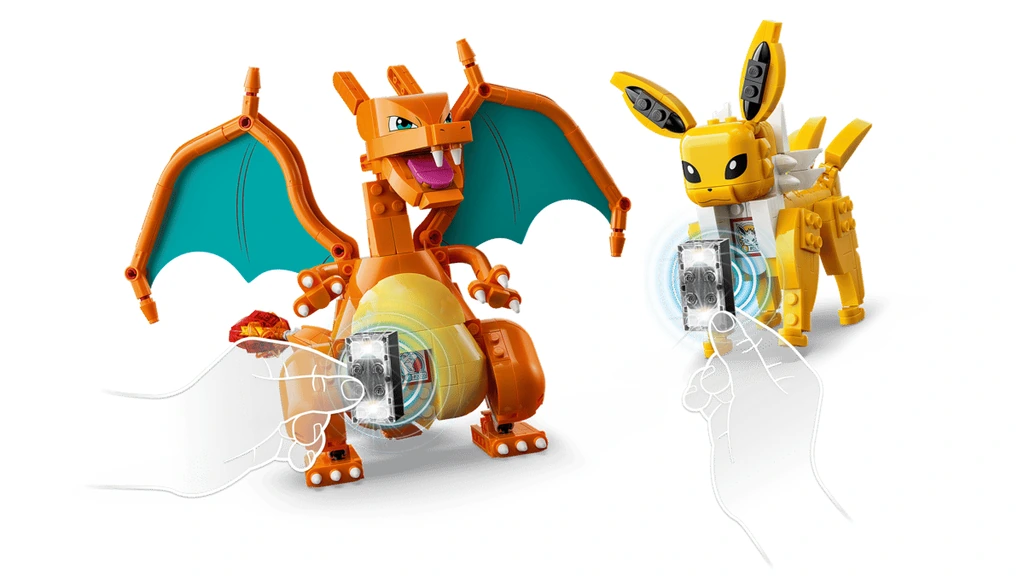SMART Play : Le combat ultime entre Dracaufeu et Voltali 72167