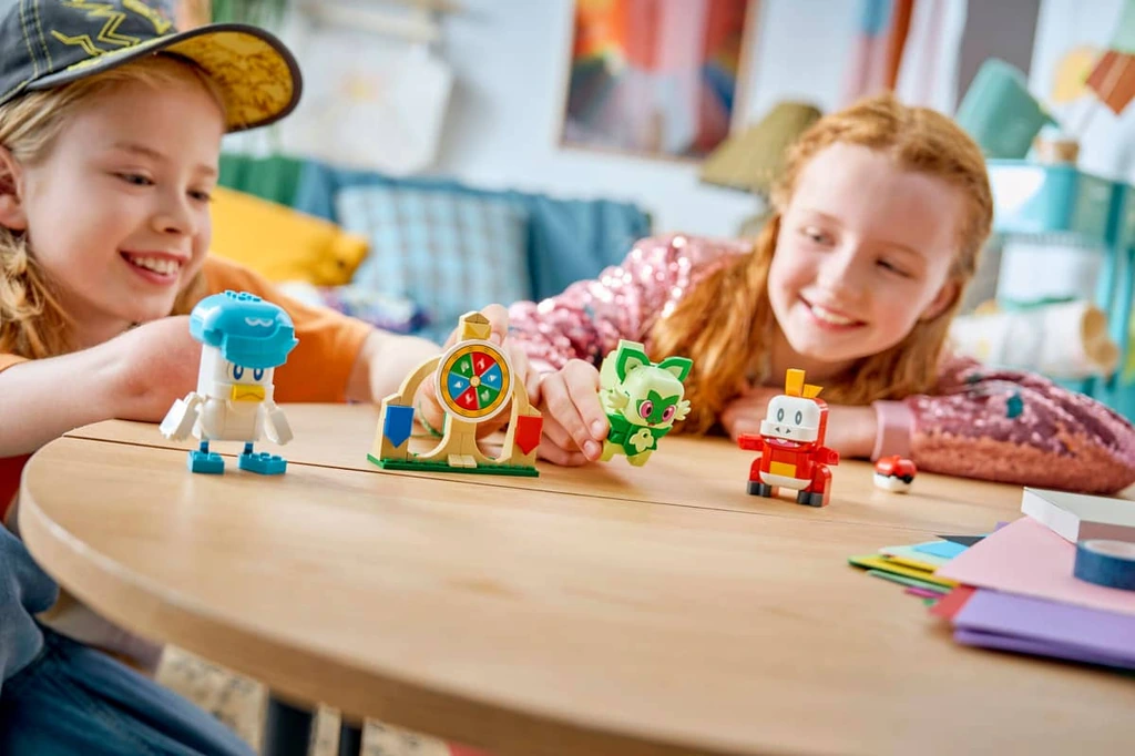 SMART Play™ : Combat entre Poussacha, Chochodile et Coiffeton 72158