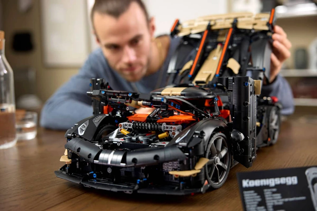 Megacar Sadair's Spear de Koenigsegg - image 14