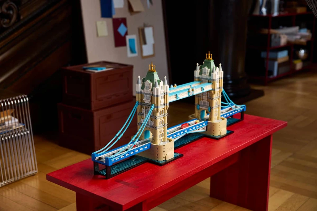 Tower Bridge - image 11