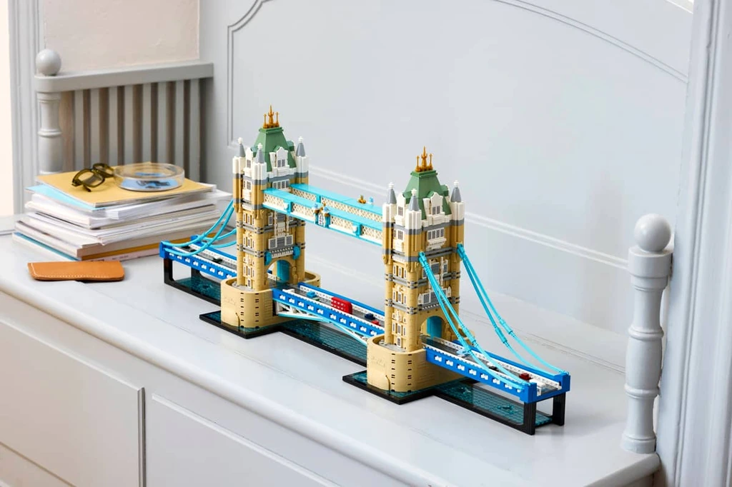 Tower Bridge - image 13