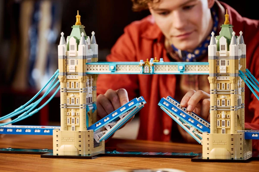 Tower Bridge - image 18
