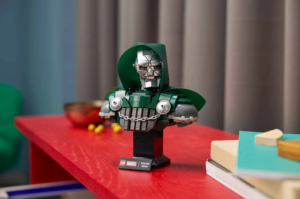 Buste du Docteur Doom - image 11